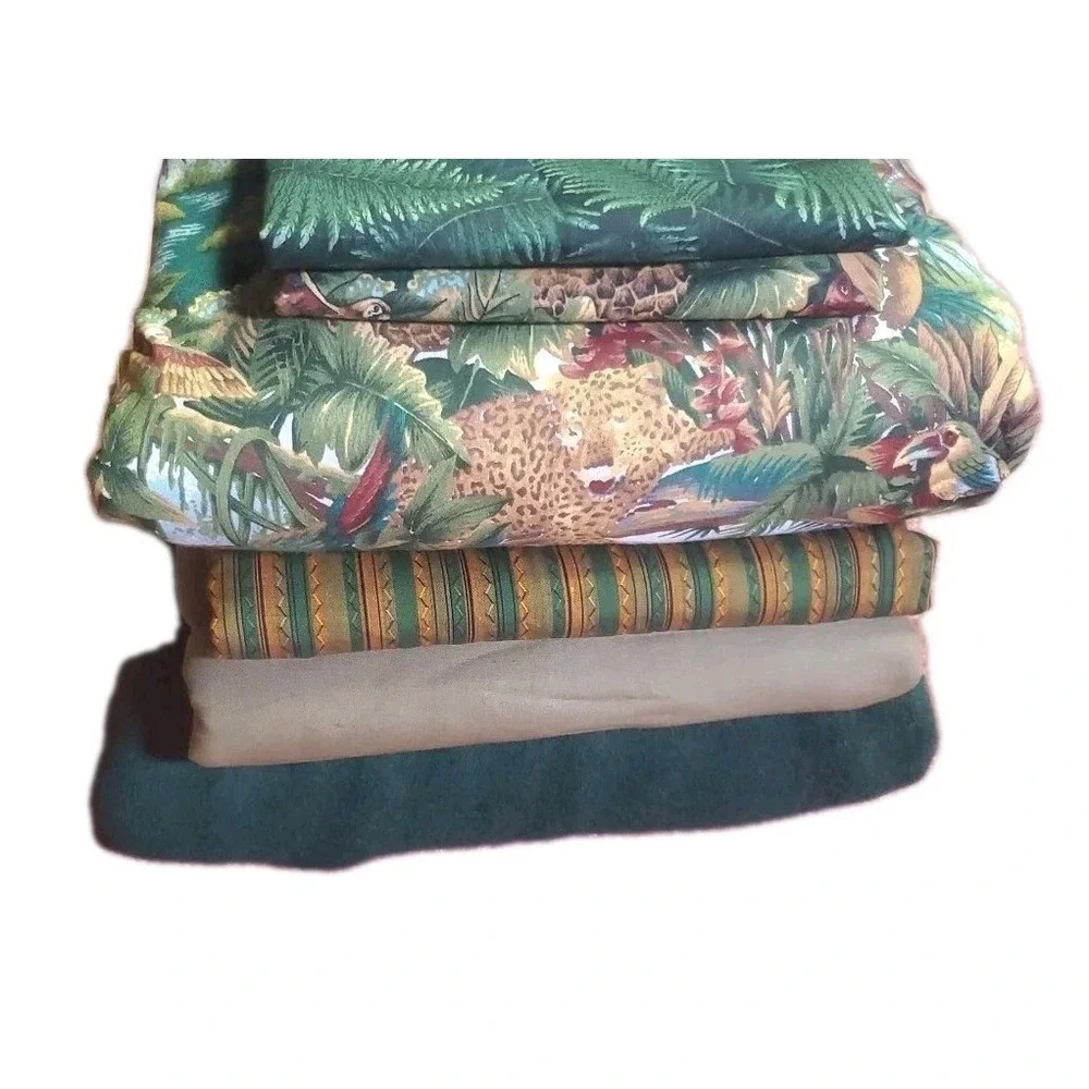 LARGE Lot of Quilting Sewing Fabric Green Jungle Animal Nature 9 Lbs *READ